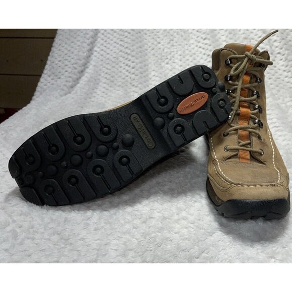 Womens Cole Haan NikeAir Tan Ankle Boots Size 9 B Hiking Utility Outerwear - Picture 6 of 10